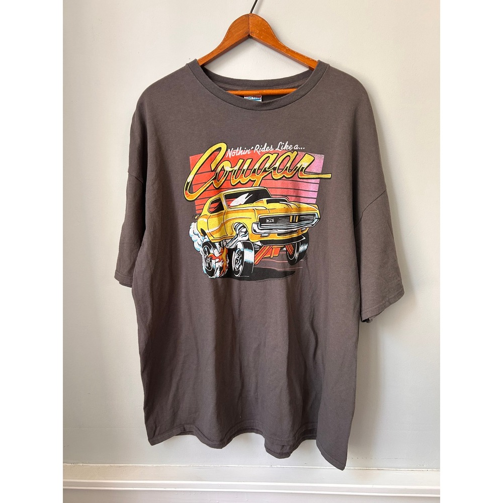 Junk Food Mens Nothin Rides Like a Cougar Graphic T-Shirt Gray XXL NWT